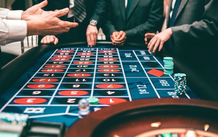 Celebrities With Gambling Problems - Casino