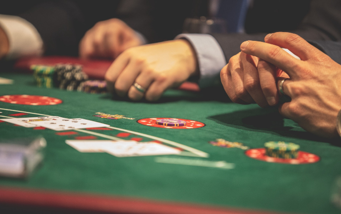 Bonuses Online Casinos Offer