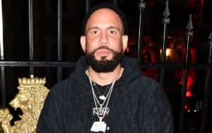 DJ Drama Robbed of Chain In Toronto