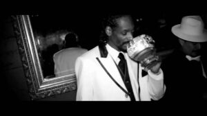 Snoop Dogg ft. Marty James - New Year's Eve