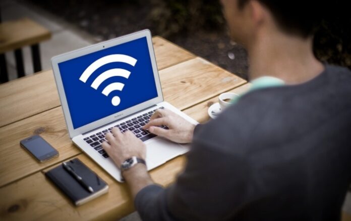 Tips To Stay Safe While Using Public Wifi