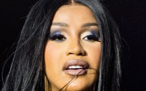 Cardi B Says She Is Ditching “Dead Weights” Next Year…Offset?