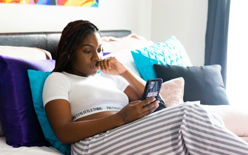 ask a guy out without sounding desperate