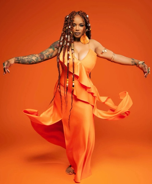 Leela James parle mag 2025