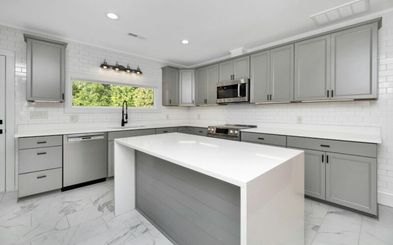 Wholesale Kitchen Cabinets