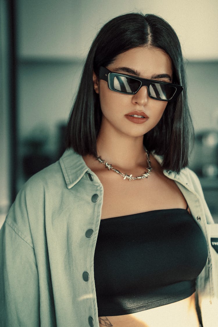 Sleek Mid-Length Blunt Bob