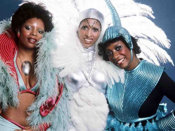 Labelle-1975-Metropolitan-Opera-House-